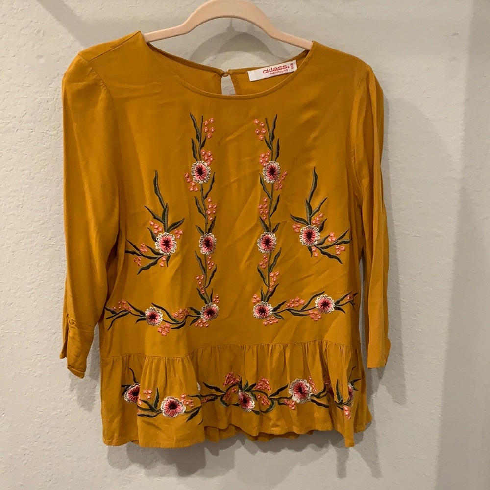 Embroidered blouse